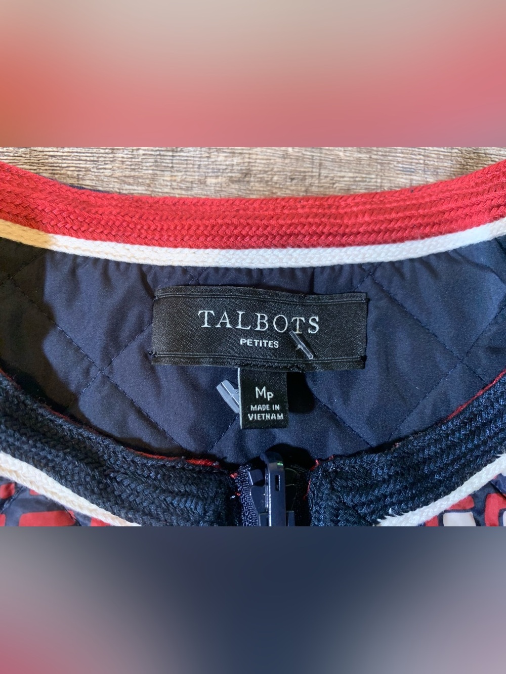 Talbots Reversible Quilted Jacket Size Medium Petite MP NWOT - Picture 5 of 13